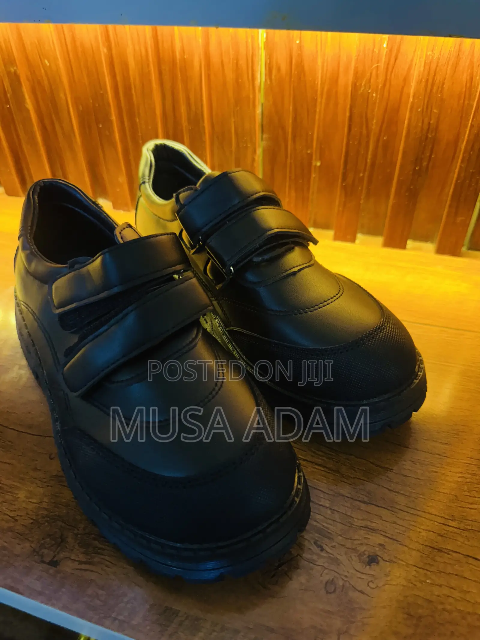 Black Khaki Shoe