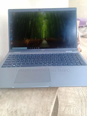 Laptop Dell Latitude 5540 16GB Intel Core i5 SSD 256GB