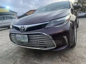Toyota Avalon XLE Sedar FWD (3.5L 6cyl 6A) 2013 Burgundy