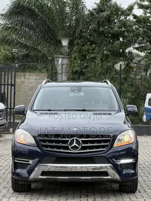 Mercedes-Benz M Class ML350 4MATIC 4dr SUV AWD (3.5L 6cyl 7A) 2015 Blue