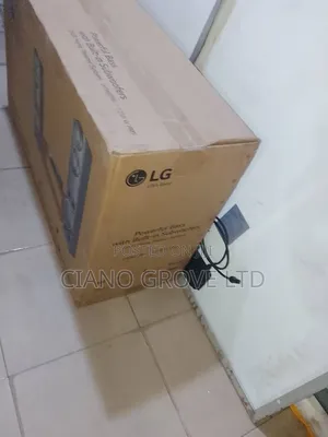 LG Home Theater System LHD687B 1250w