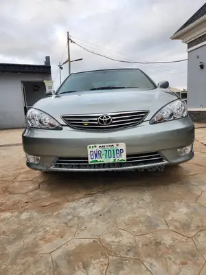 Toyota Camry 2006 Silver