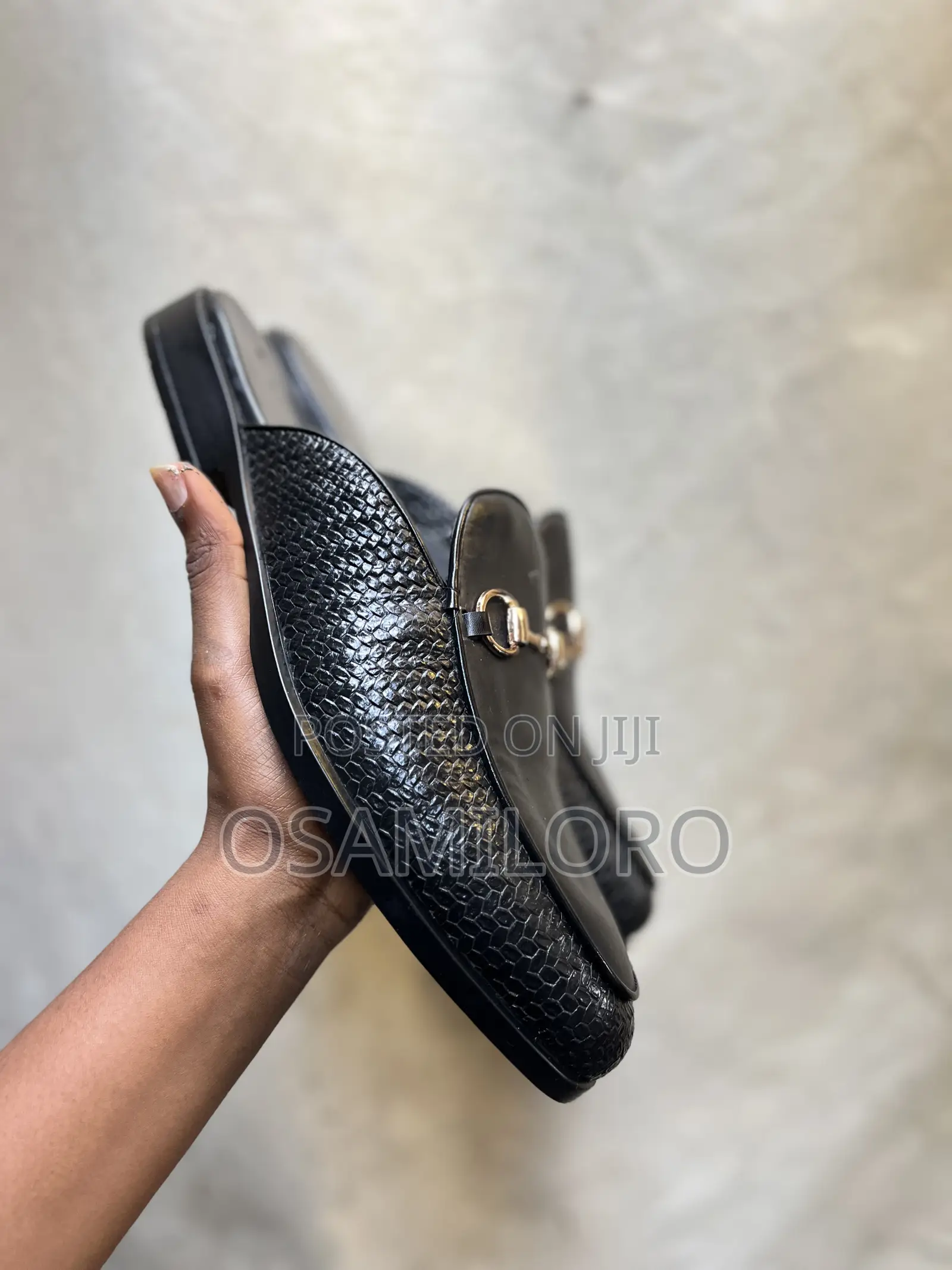 Black Horsebit Mule Loafer