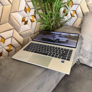 Laptop HP EliteBook 1040 G8 32GB Intel Core i7 SSD 512GB