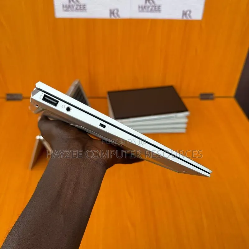 Laptop HP EliteBook 1040 G8 32GB Intel Core i7 SSD 512GB