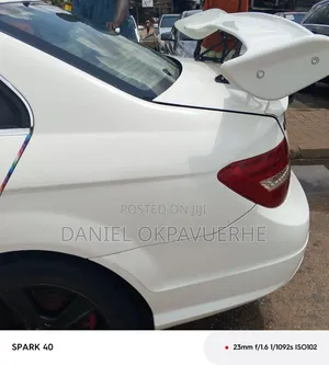 Mercedes-Benz C300 2008 White