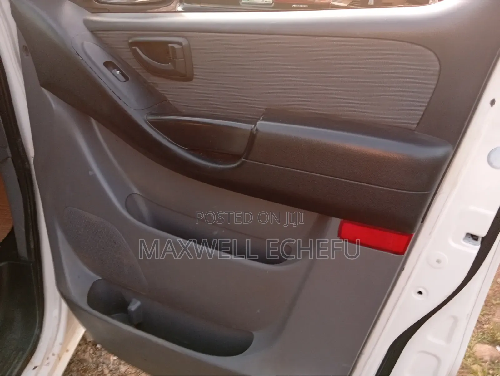 Hyundai H1 2014 White