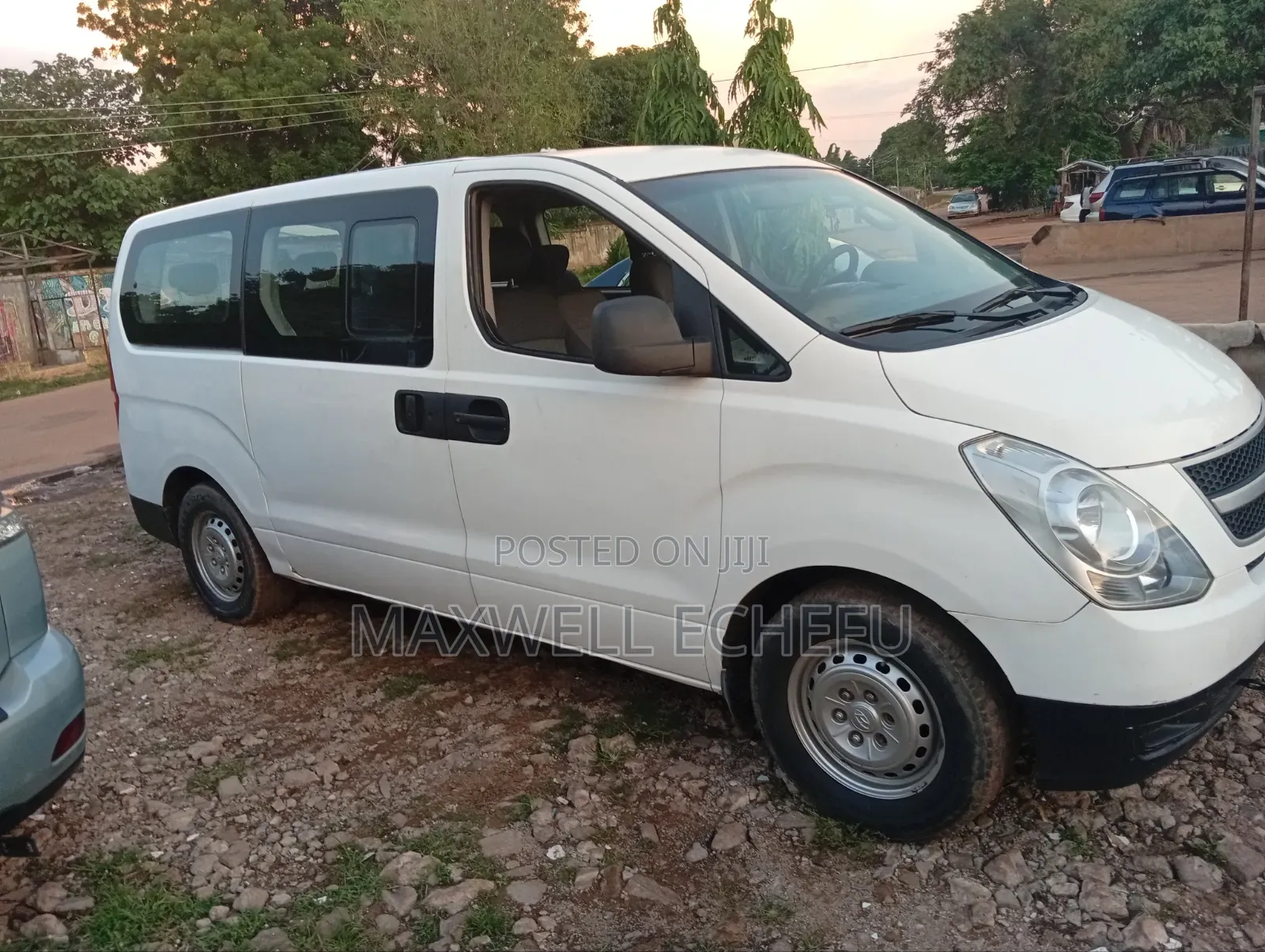 Hyundai H1 2014 White