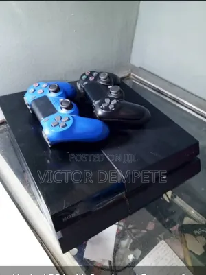 UK Hacked PS4 Fat