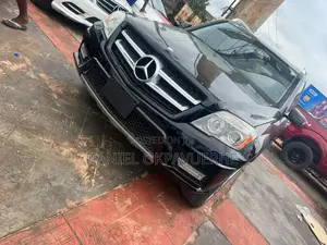 Mercedes-Benz GLK-Class 2012 Black