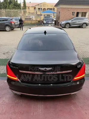 Genesis G90 3.3T Premium 2017 Black