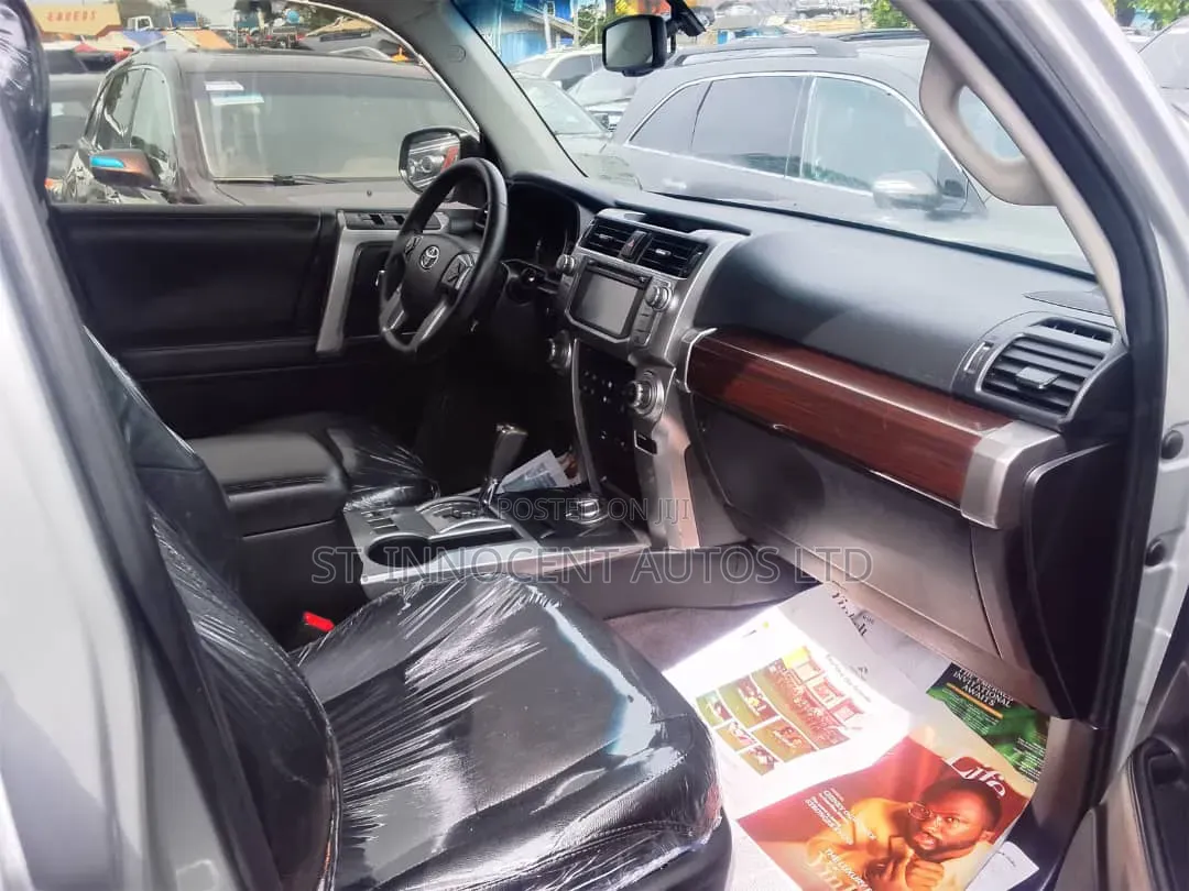 Toyota 4-Runner 2017 Silver