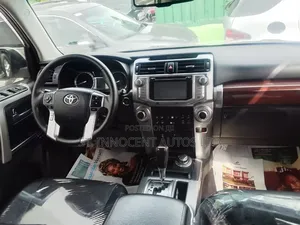 Toyota 4-Runner 2017 Silver