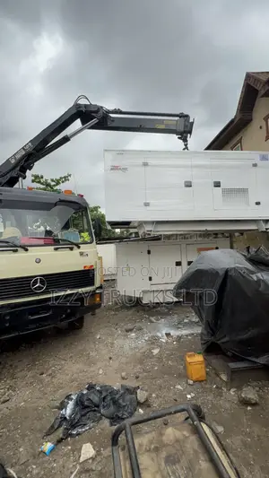 Trusted Trucking Heavy Lifting Solutions