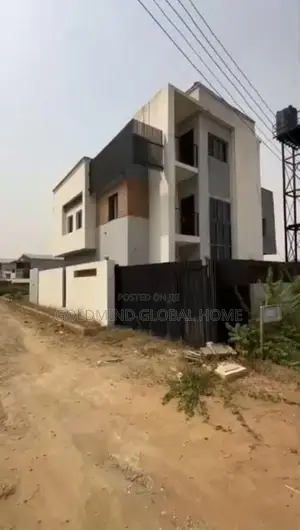 5bdrm Duplex in Lugbe District. for sale