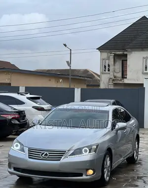 Lexus ES 350 2012 Silver