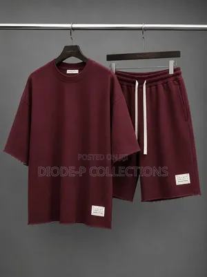 Plain Up Down Round Neck Short
