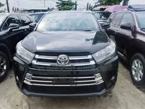 Toyota Highlander 2017 Black