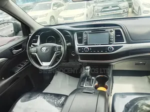 Toyota Highlander 2017 Black