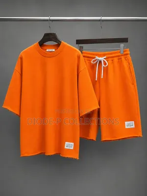 Plain Up Down Round Neck Short