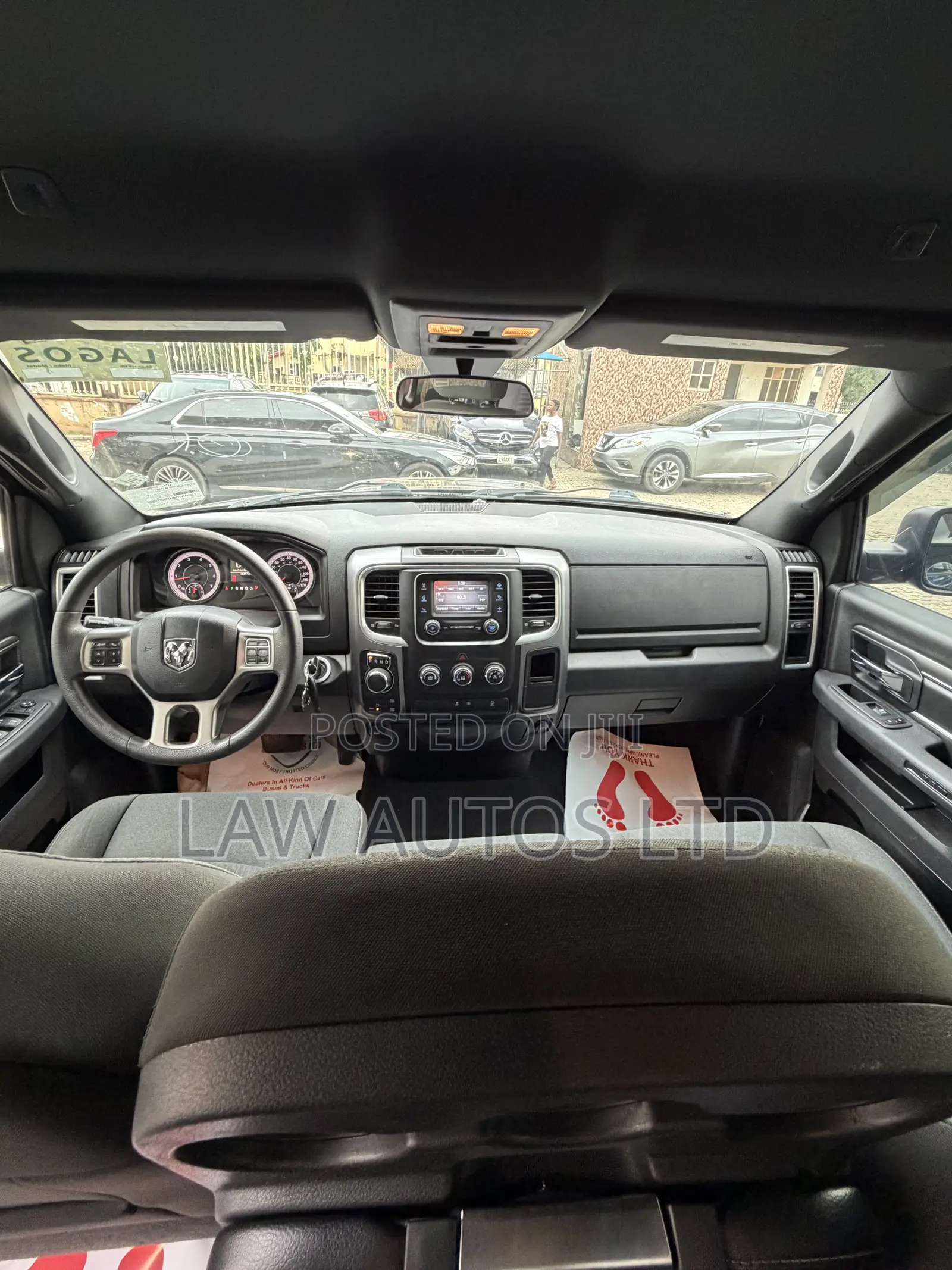 RAM 1500 Classic 2023 Blue