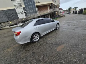 Toyota Camry 2012 Silver