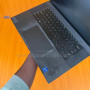 Laptop Dell Precision 5470 32GB Intel Core i9 SSD 1T