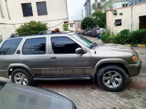 Nissan Pathfinder 2004