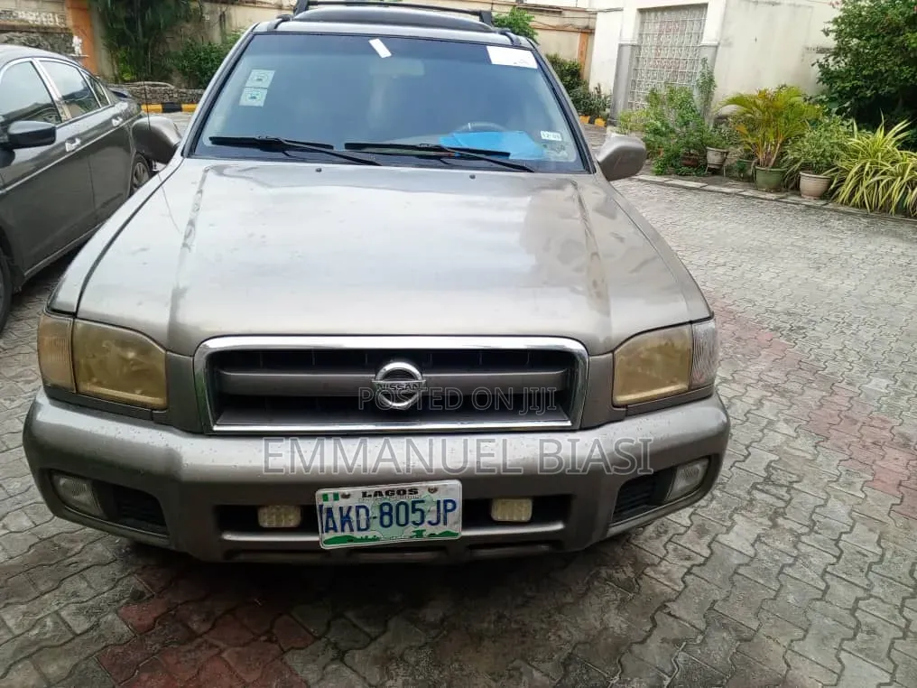 Nissan Pathfinder 2004