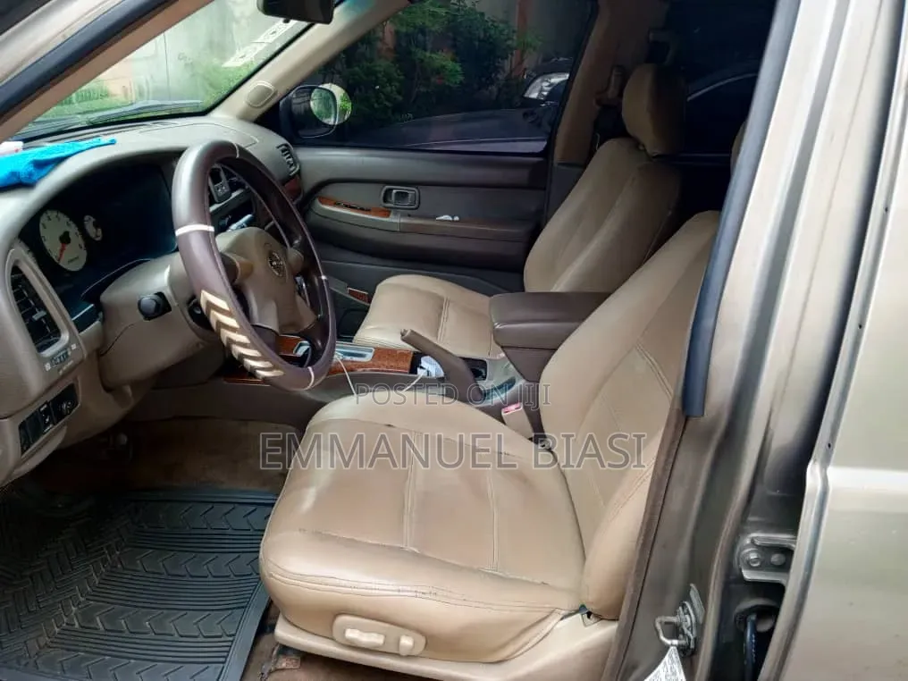 Nissan Pathfinder 2004