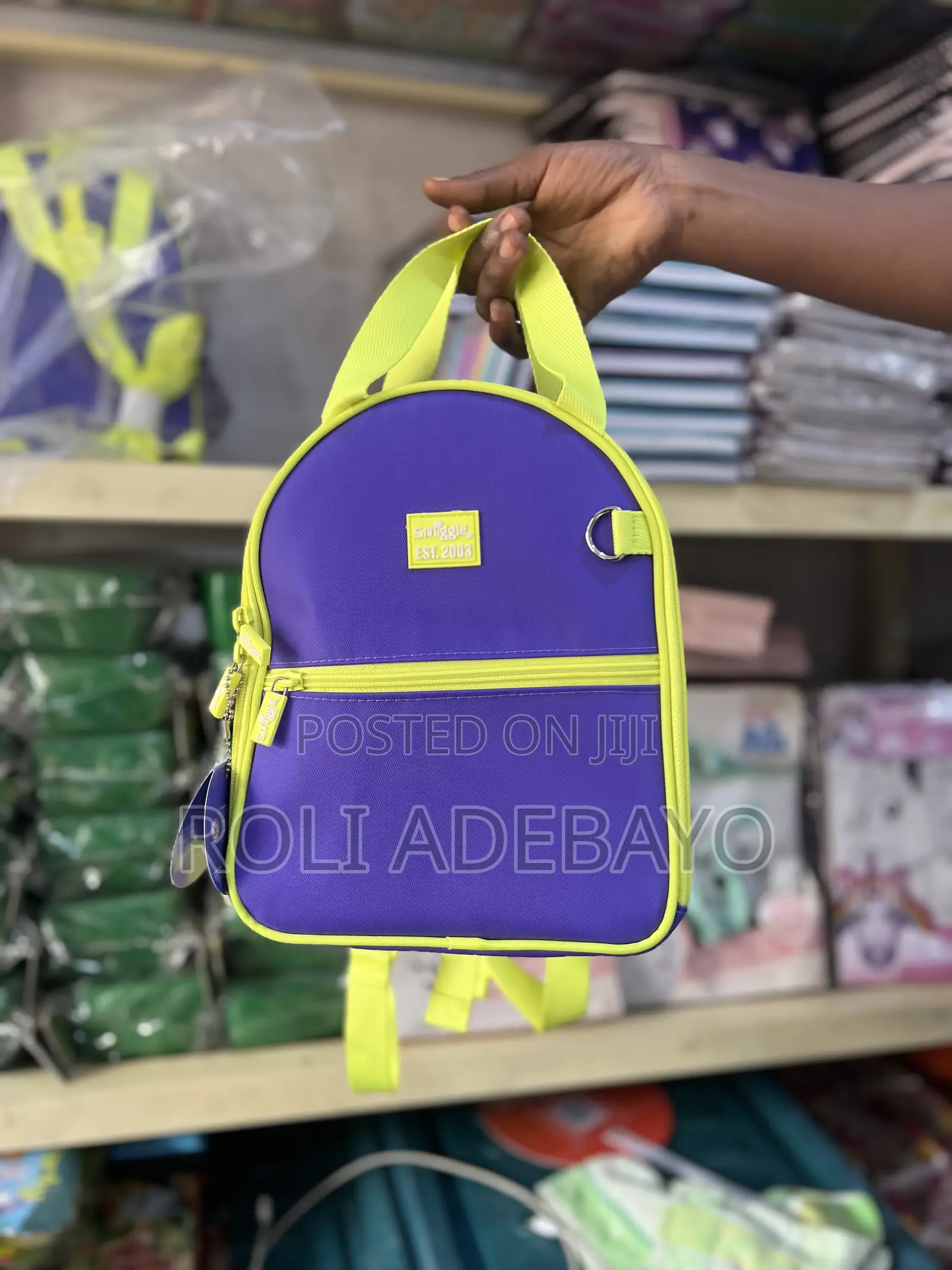 Smiggle Arc Shaped Lunchbox Bag