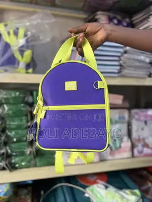 Smiggle Arc Shaped Lunchbox Bag