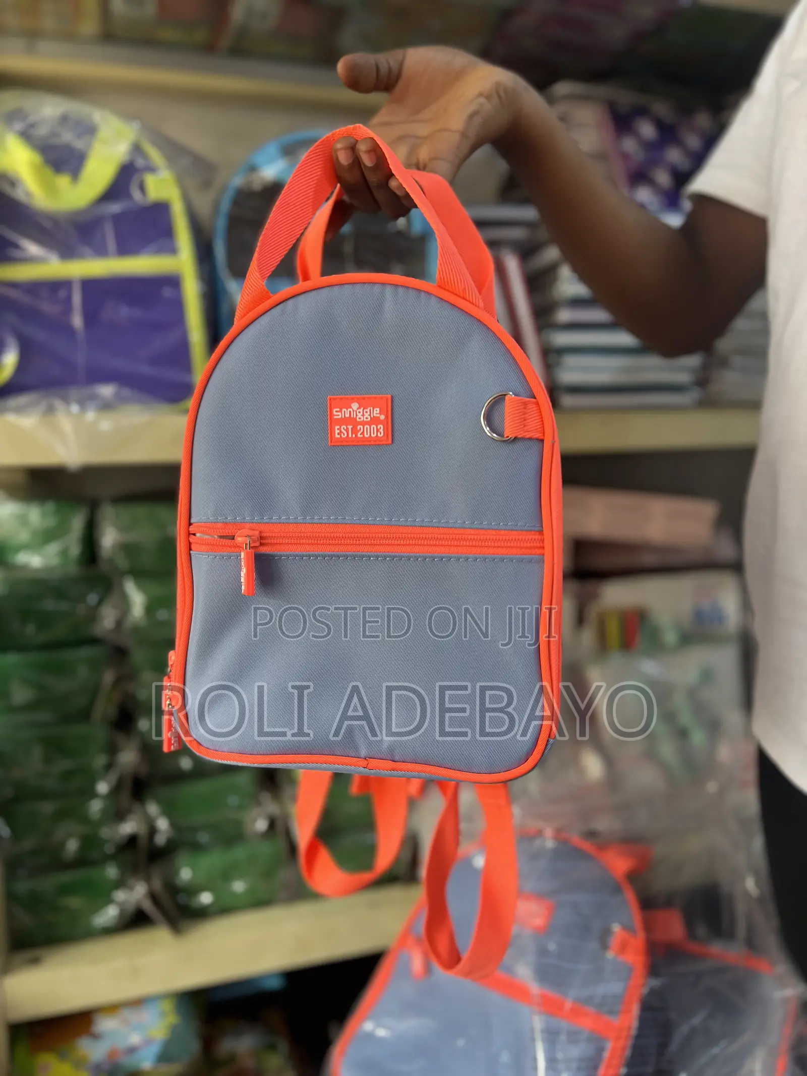Smiggle Arc Shaped Lunchbox Bag