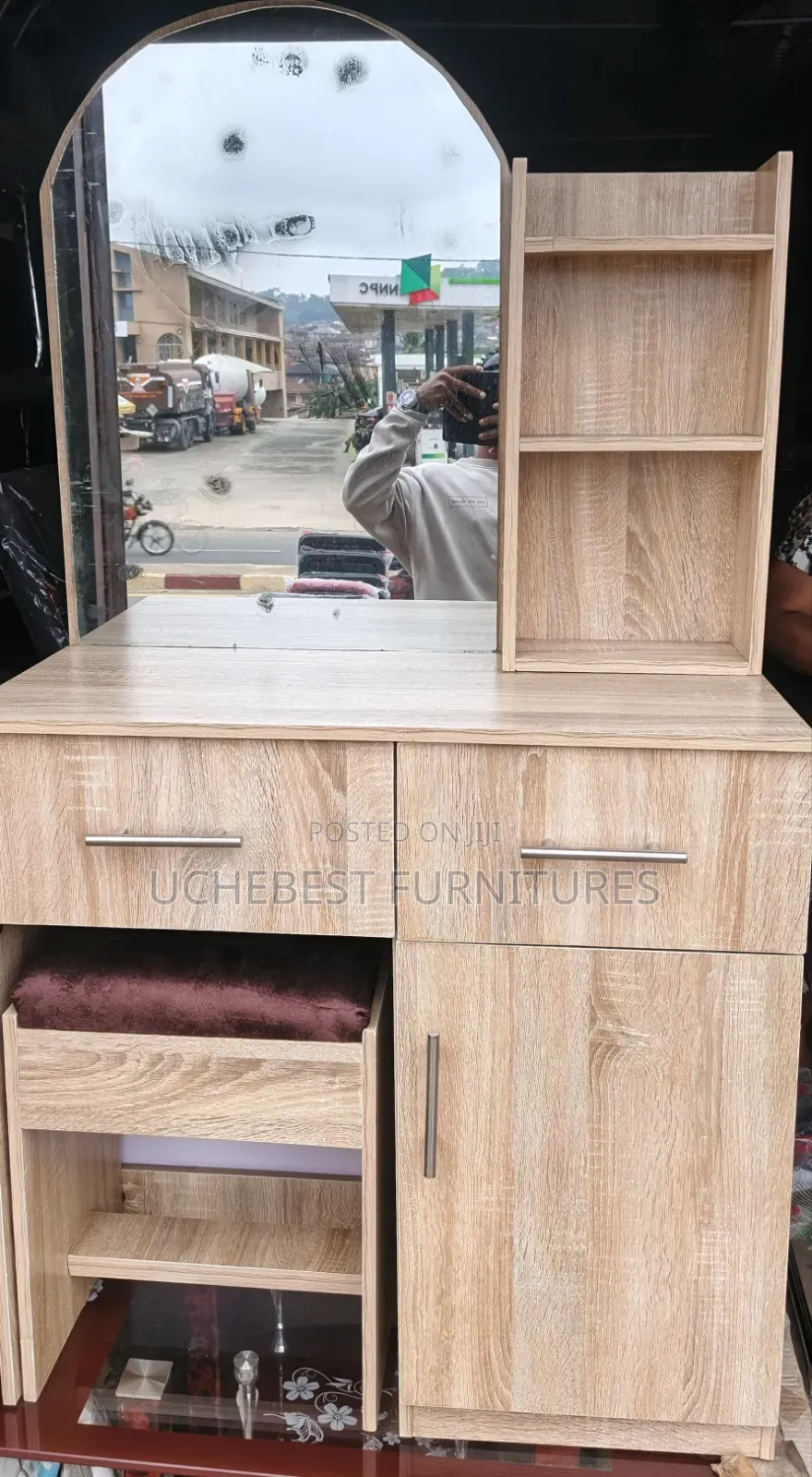 Affordable Wooden Dressing Table