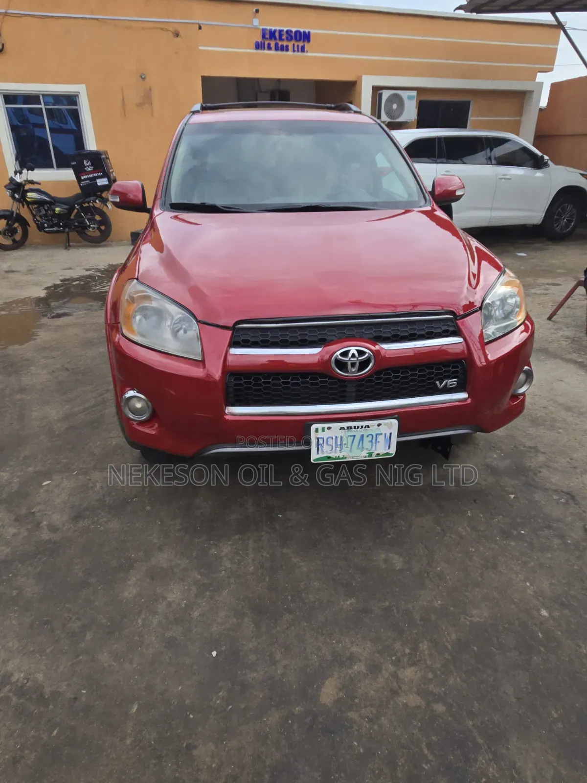 Toyota RAV4 2012 Red