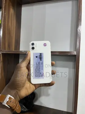 Apple iPhone 11 64 GB White