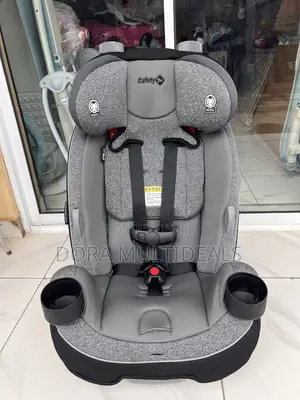 Imported All in One Safety 1st Car Seat (0-8yrs)