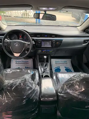 Toyota Corolla 2015 Silver