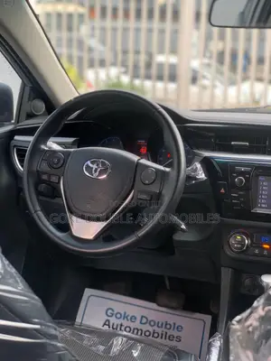Toyota Corolla 2015 Silver