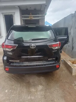 Toyota Highlander 2015 Black