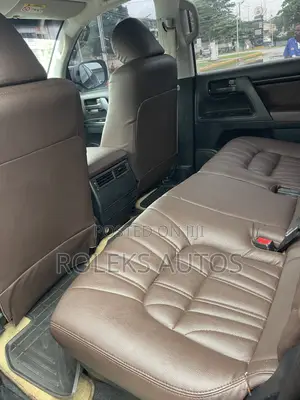Toyota Land Cruiser 4.0 V6 GX-R 2013 Black