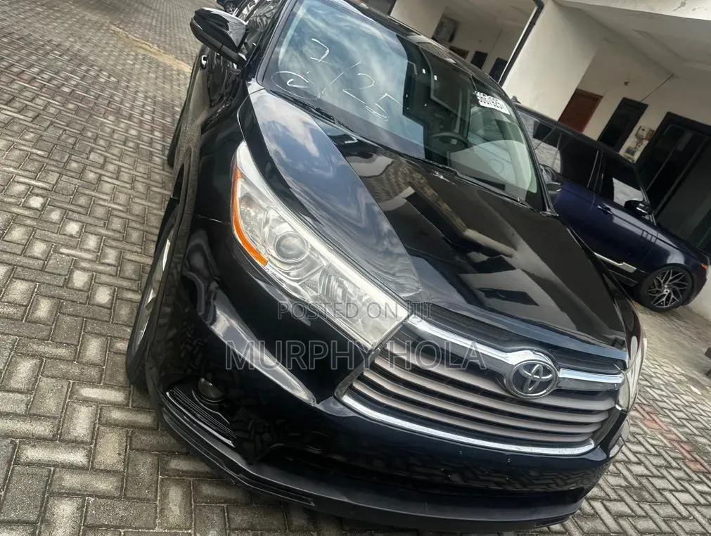 Toyota Highlander 2016 Black