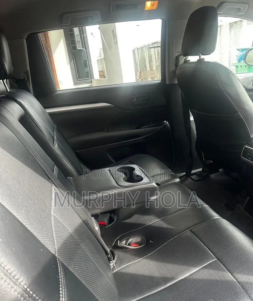Toyota Highlander 2016 Black