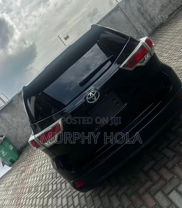 Toyota Highlander 2016 Black