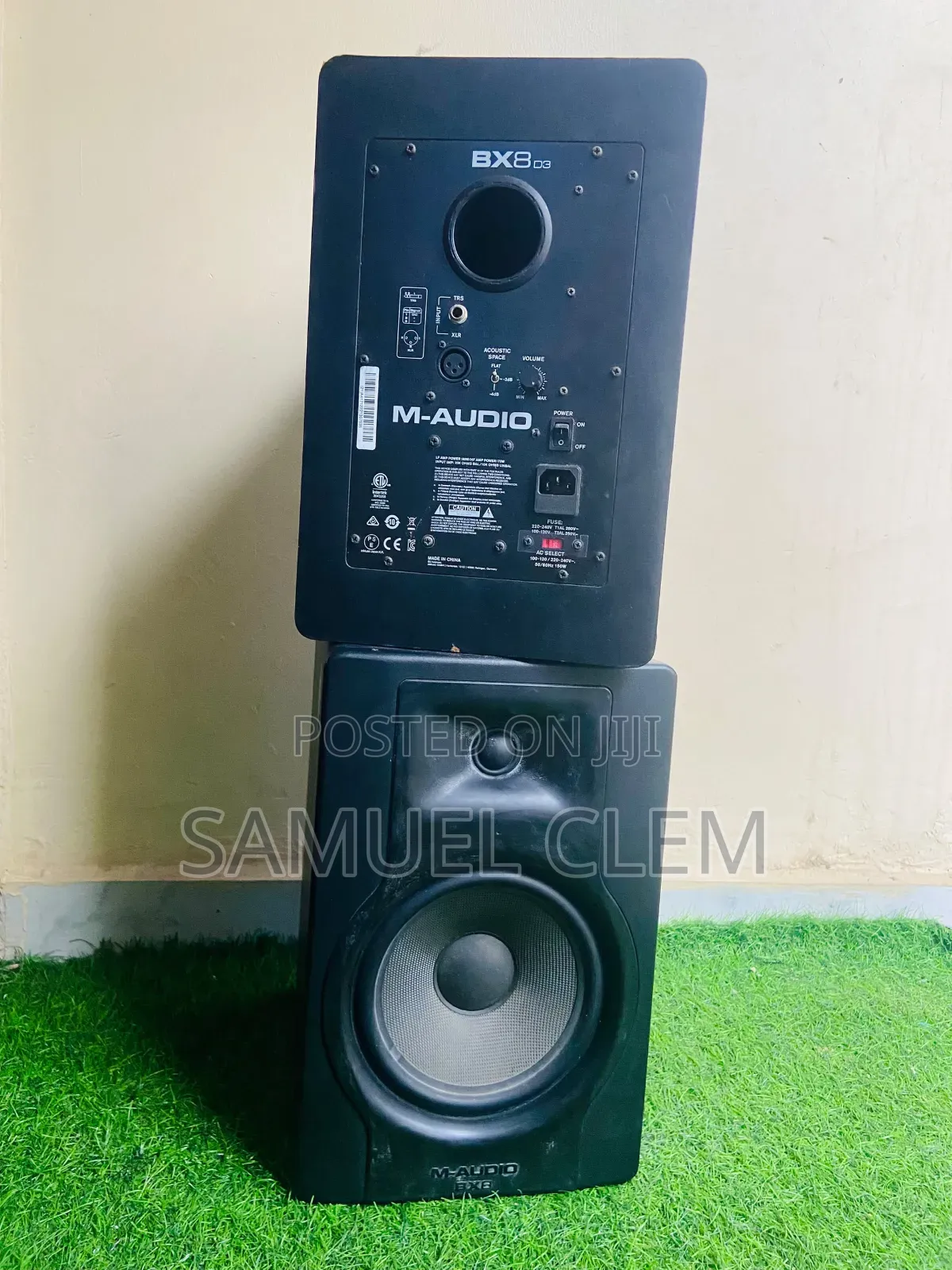 Original Studio Monitors BX8 D3