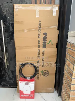 Itel Power Go With 200Watt Solar Panel With Cable