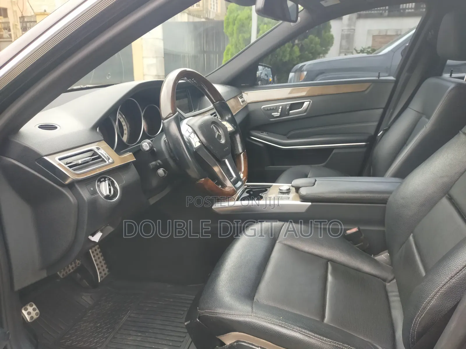 Mercedes-Benz E350 2014 Black