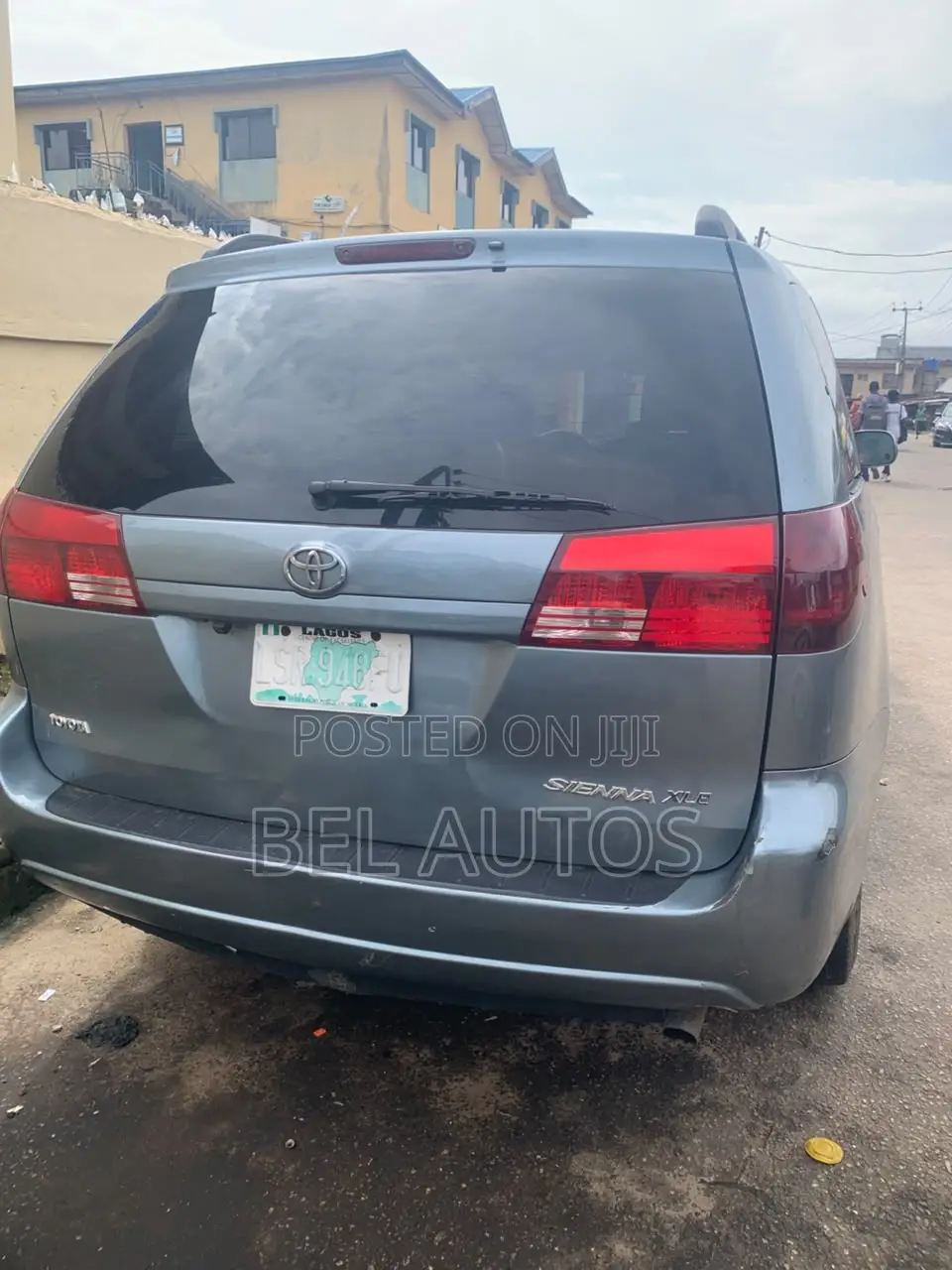 Toyota Sienna 2005 Blue