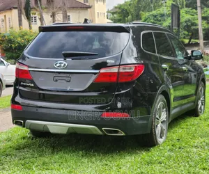 Hyundai Santa Fe 2017 Black