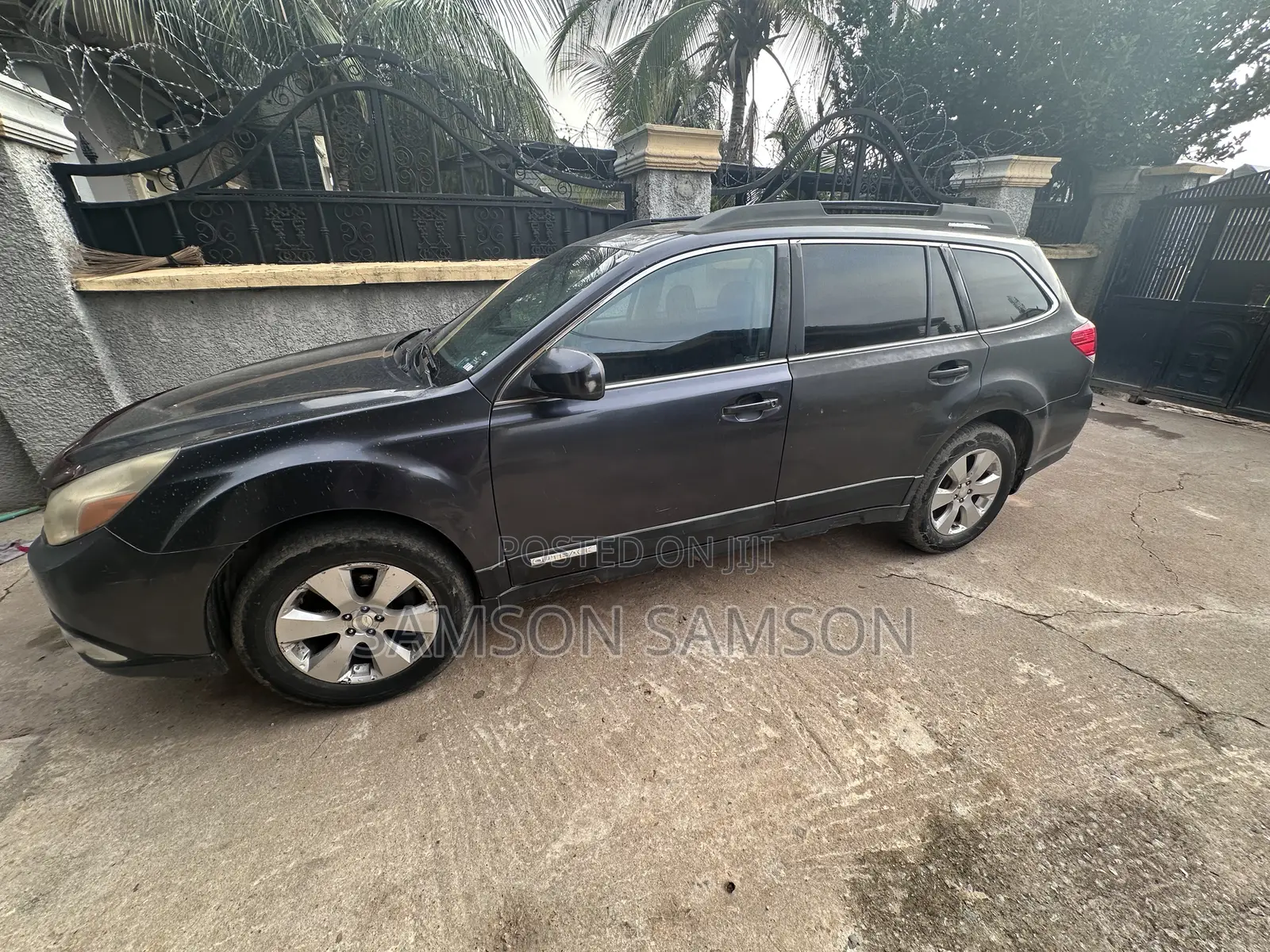 Subaru Outback 2011